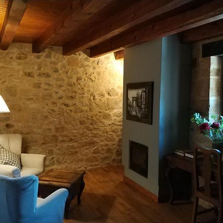 Posada Torre Palacio La Taxuela Villanueva la Lastra Εξωτερικό φωτογραφία